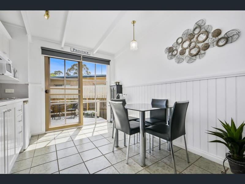 Creek Cottage Bed And Breakfast Traralgon Ngoại thất bức ảnh